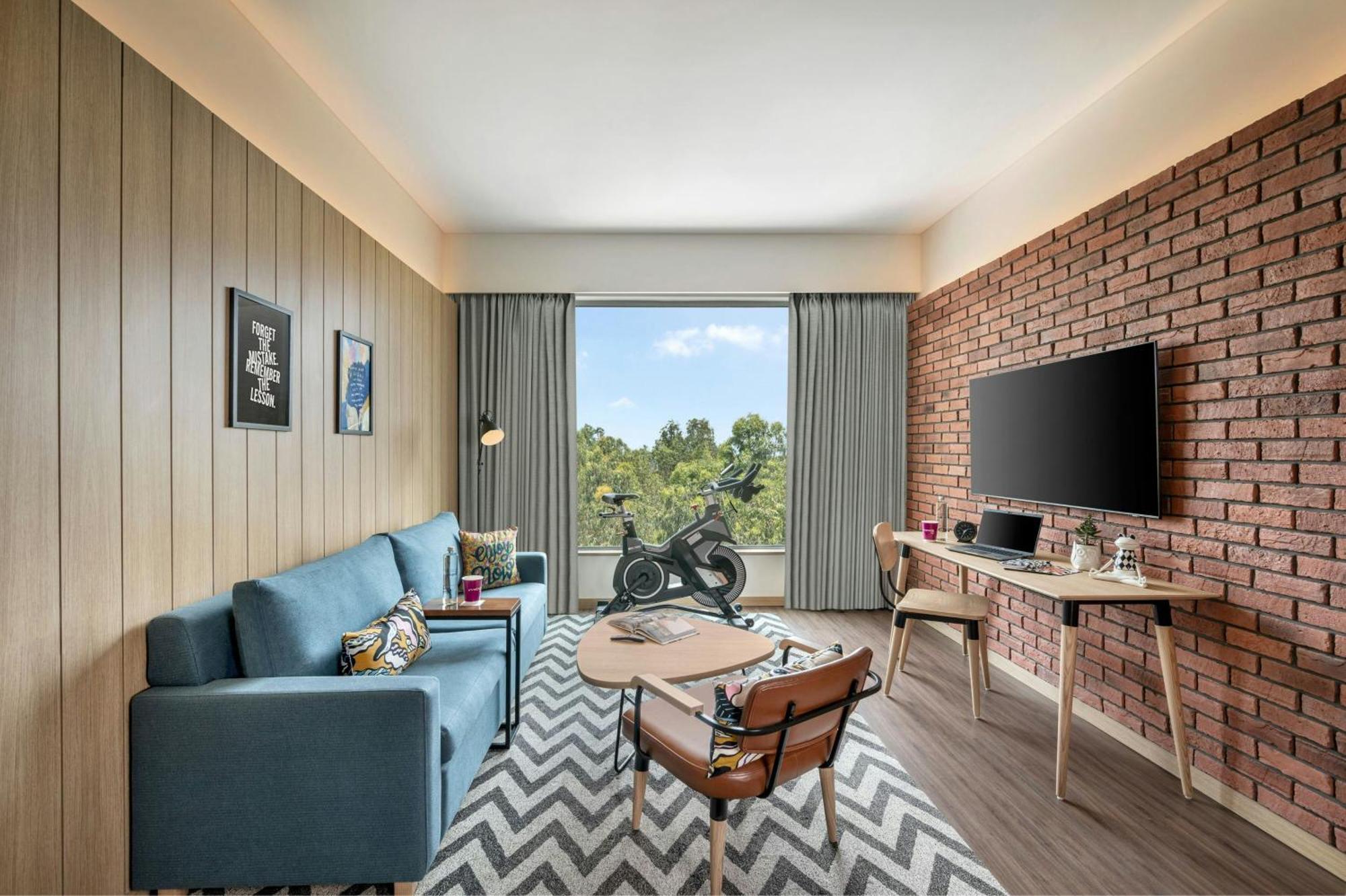 Moxy Bengaluru Airport Prestige Tech Cloud Hotel Devanahalli Kültér fotó