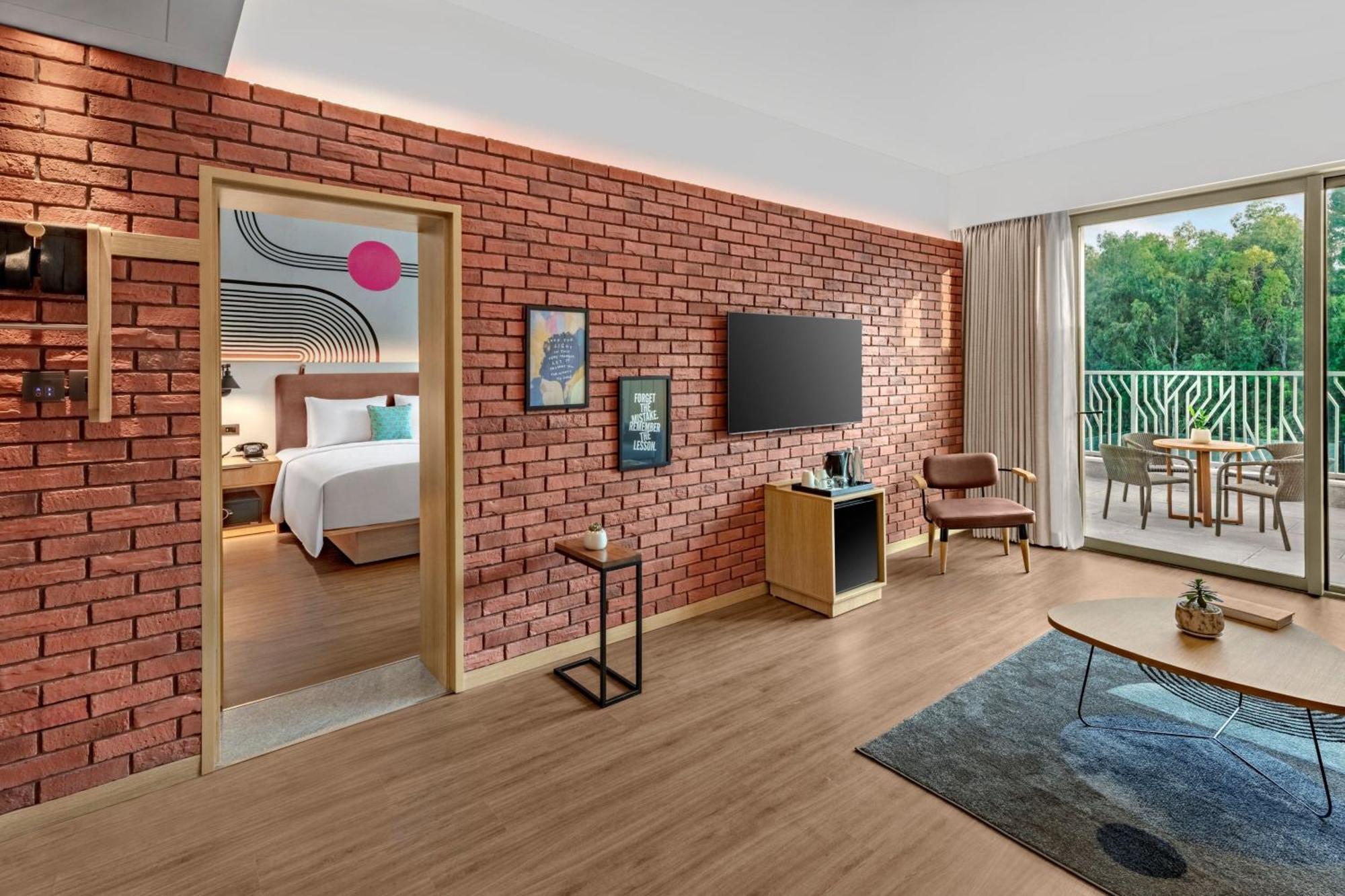 Moxy Bengaluru Airport Prestige Tech Cloud Hotel Devanahalli Kültér fotó