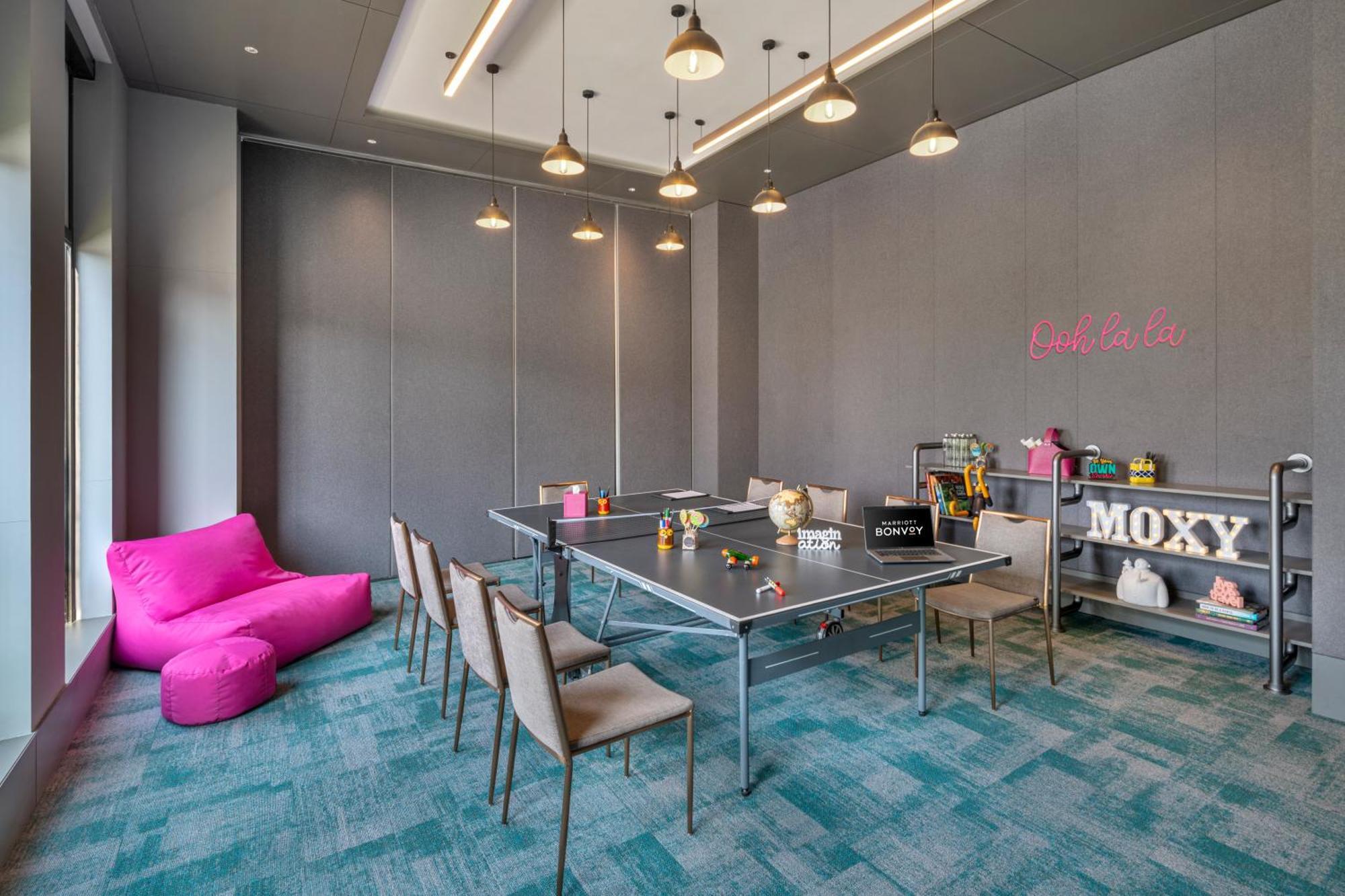 Moxy Bengaluru Airport Prestige Tech Cloud Hotel Devanahalli Kültér fotó