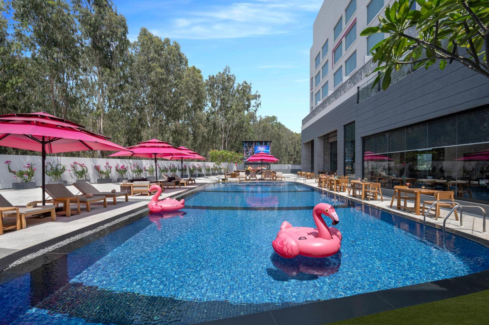 Moxy Bengaluru Airport Prestige Tech Cloud Hotel Devanahalli Kültér fotó